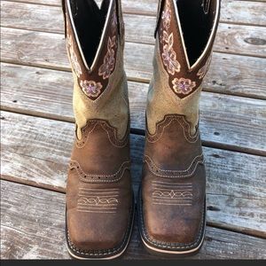 Justin Gypsy floral cowgirl boots